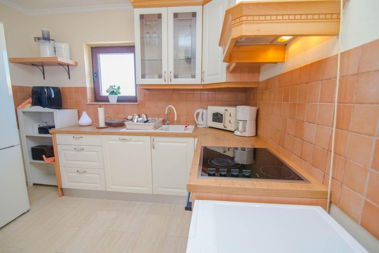 Nereo Appartement Mali Lošinj Buitenkant foto