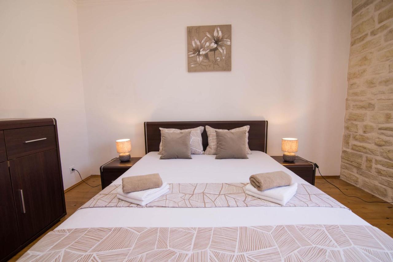 Nereo Appartement Mali Lošinj Buitenkant foto